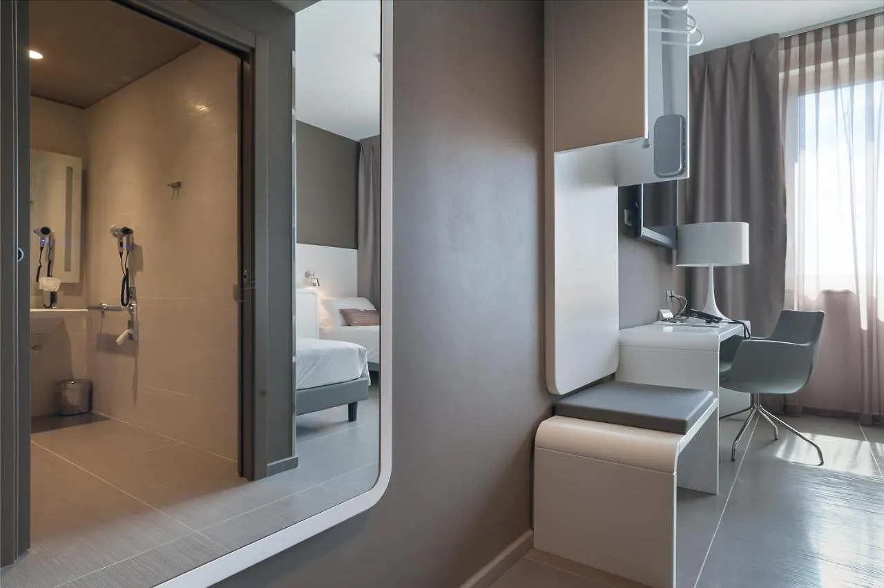 8Piuhotel Lecce Hotel