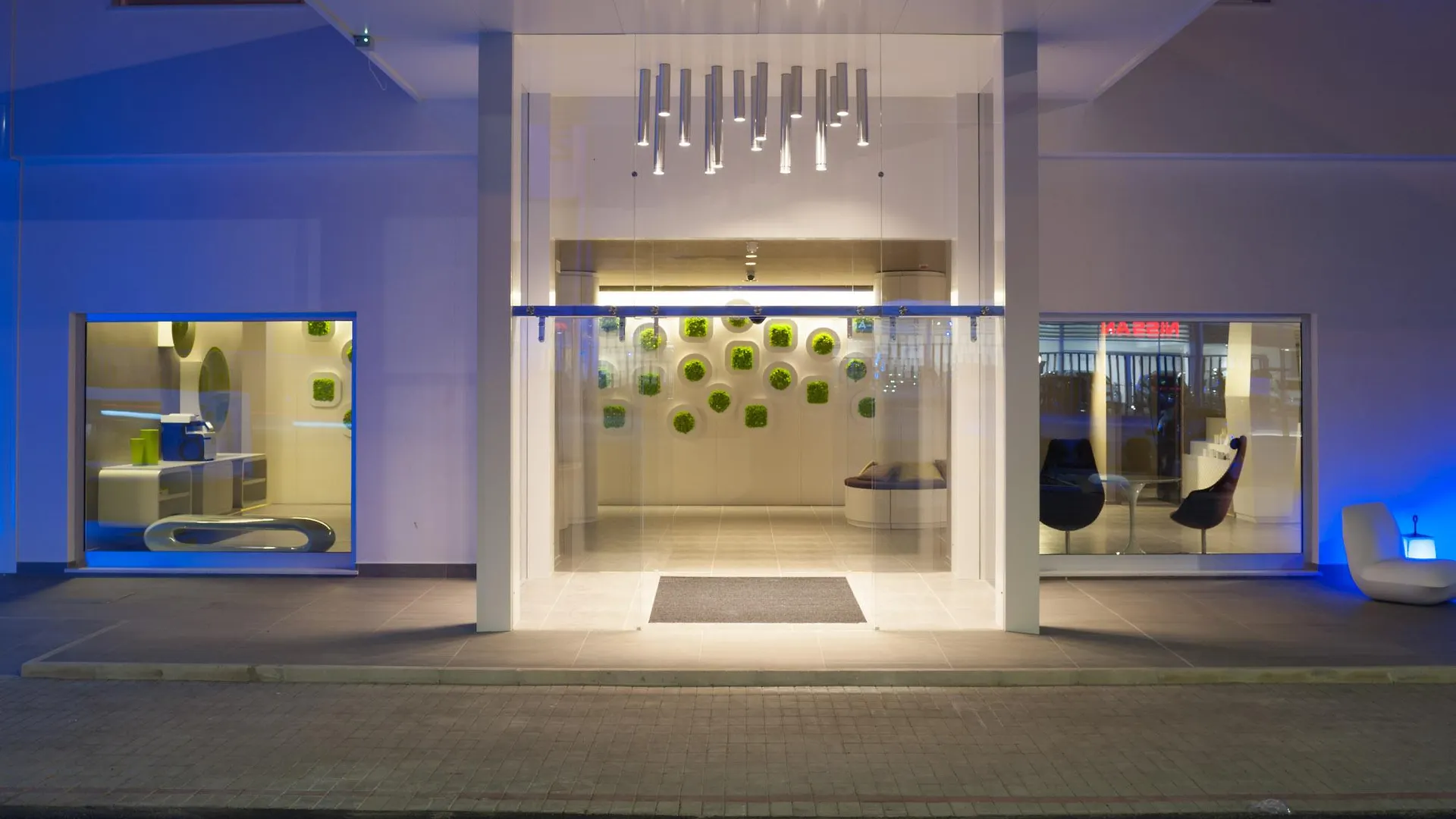 8Piuhotel Lecce 4*,