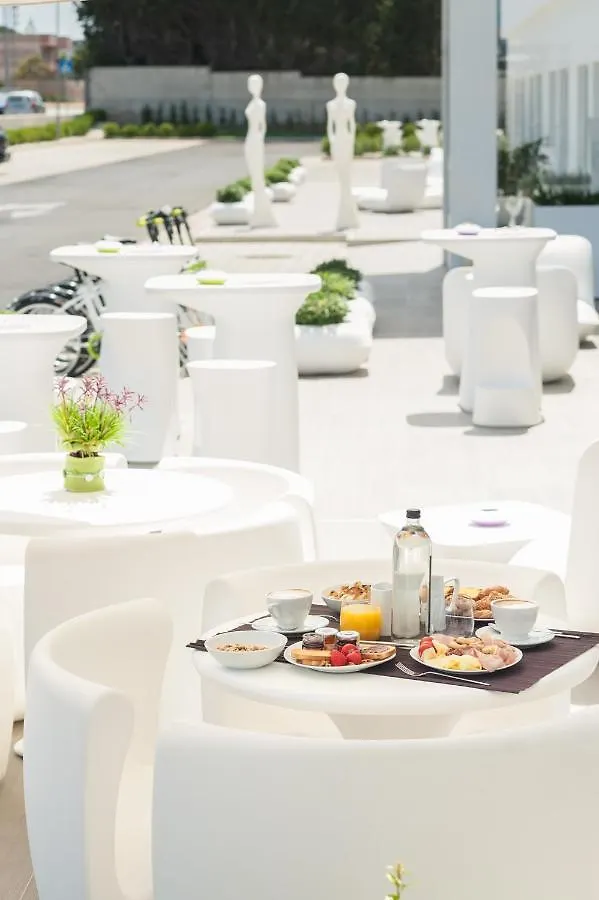 8Piuhotel Lecce Hotel